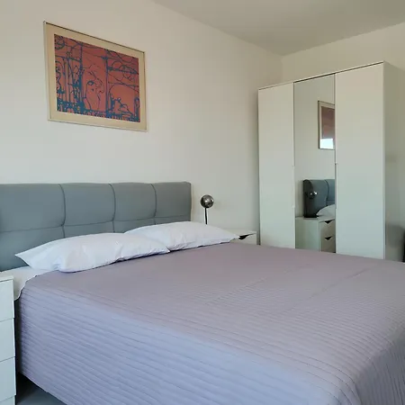 Apartamento Neda Vodice
