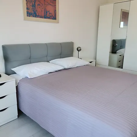 Apartamento Neda Vodice